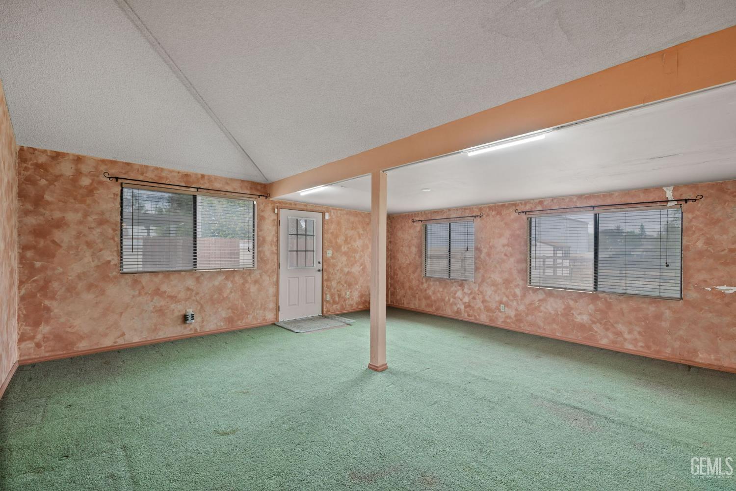 2065 Jenkins Road — photo 42