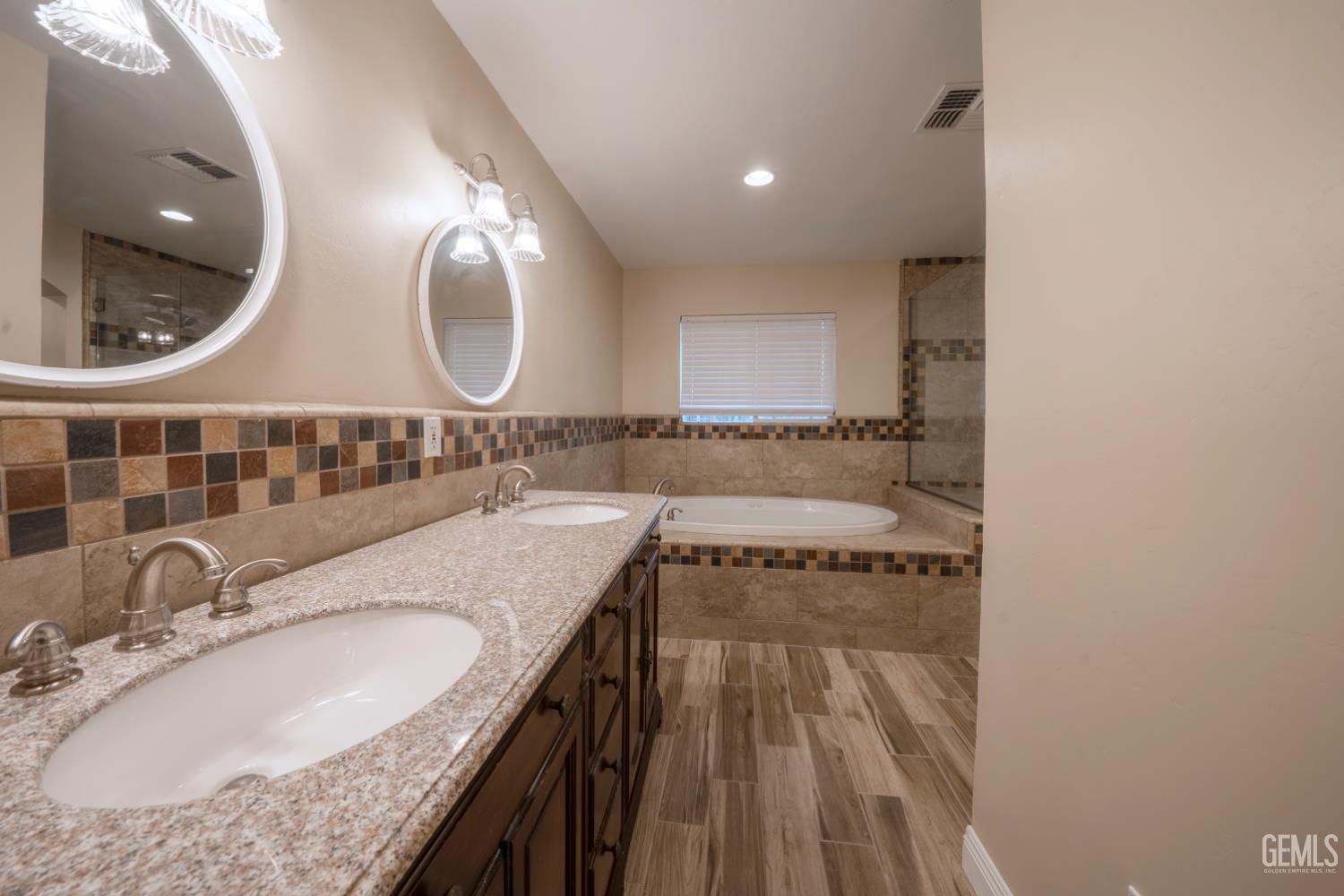 10512 Dee Dee Avenue — photo 28