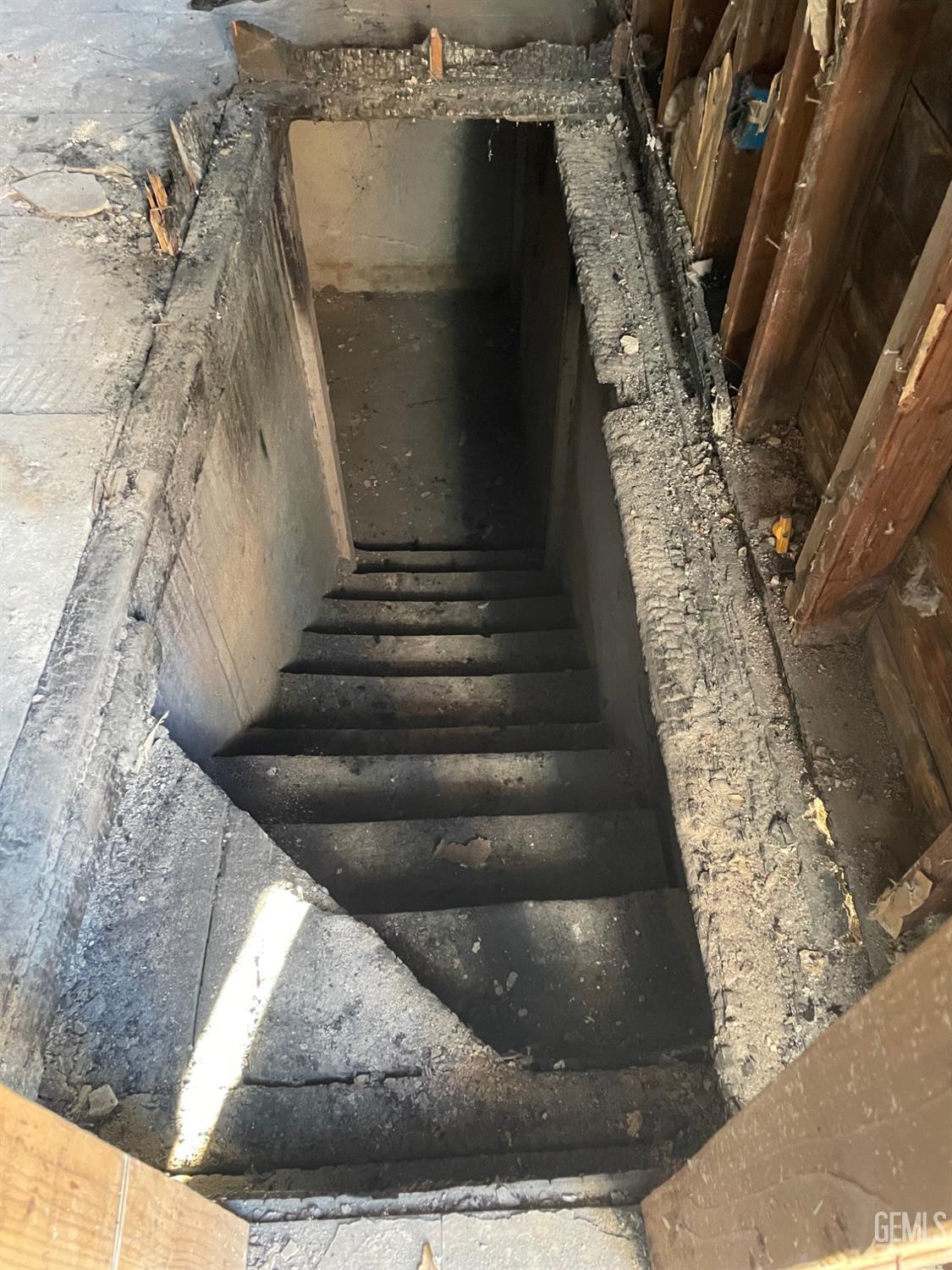 910 S Baker Street — photo 12