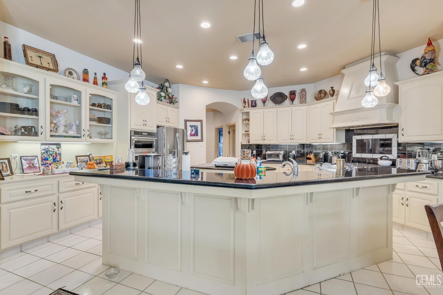 11315 Queensbury Drive — photo 24