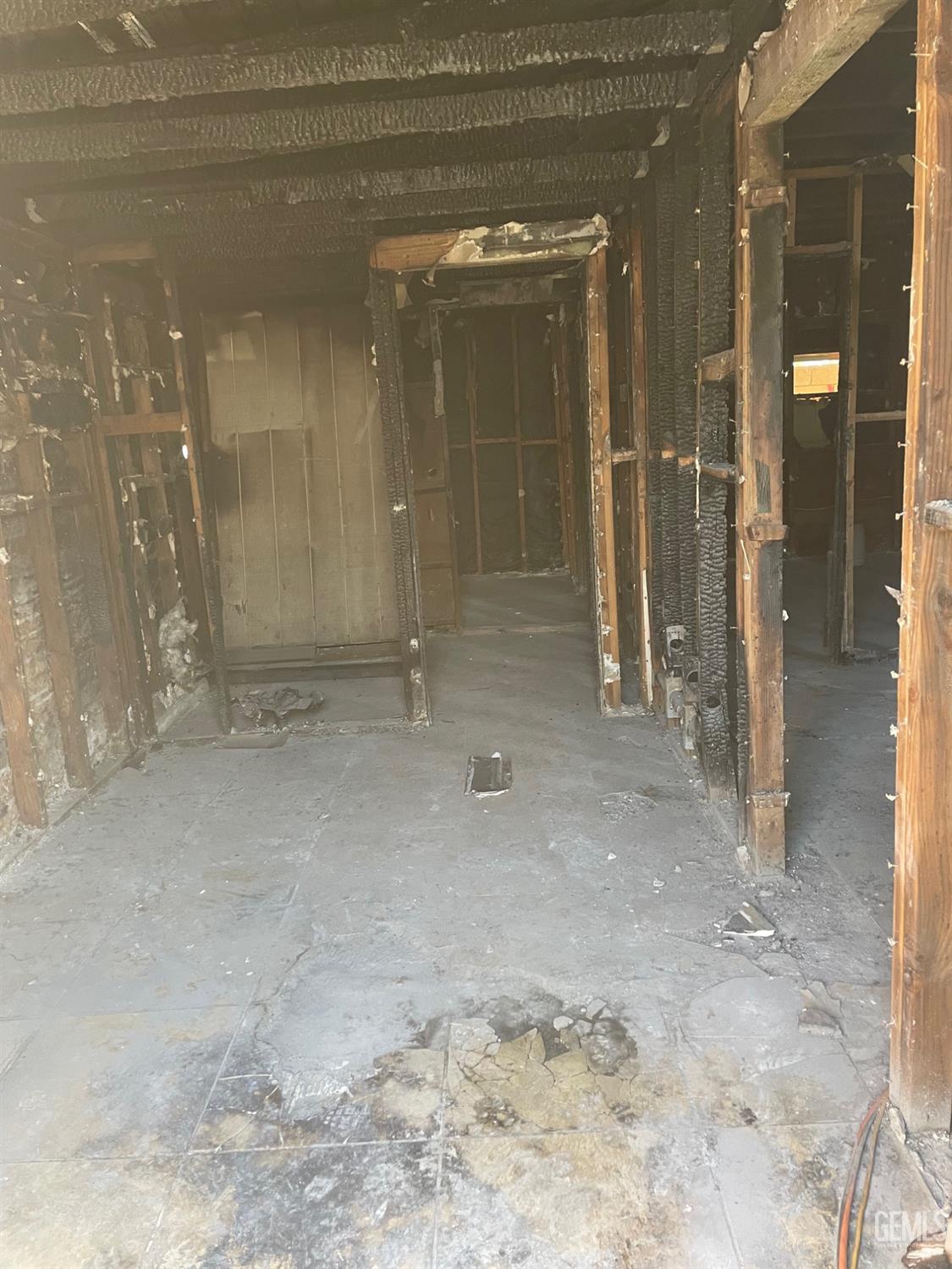 910 S Baker Street — photo 11