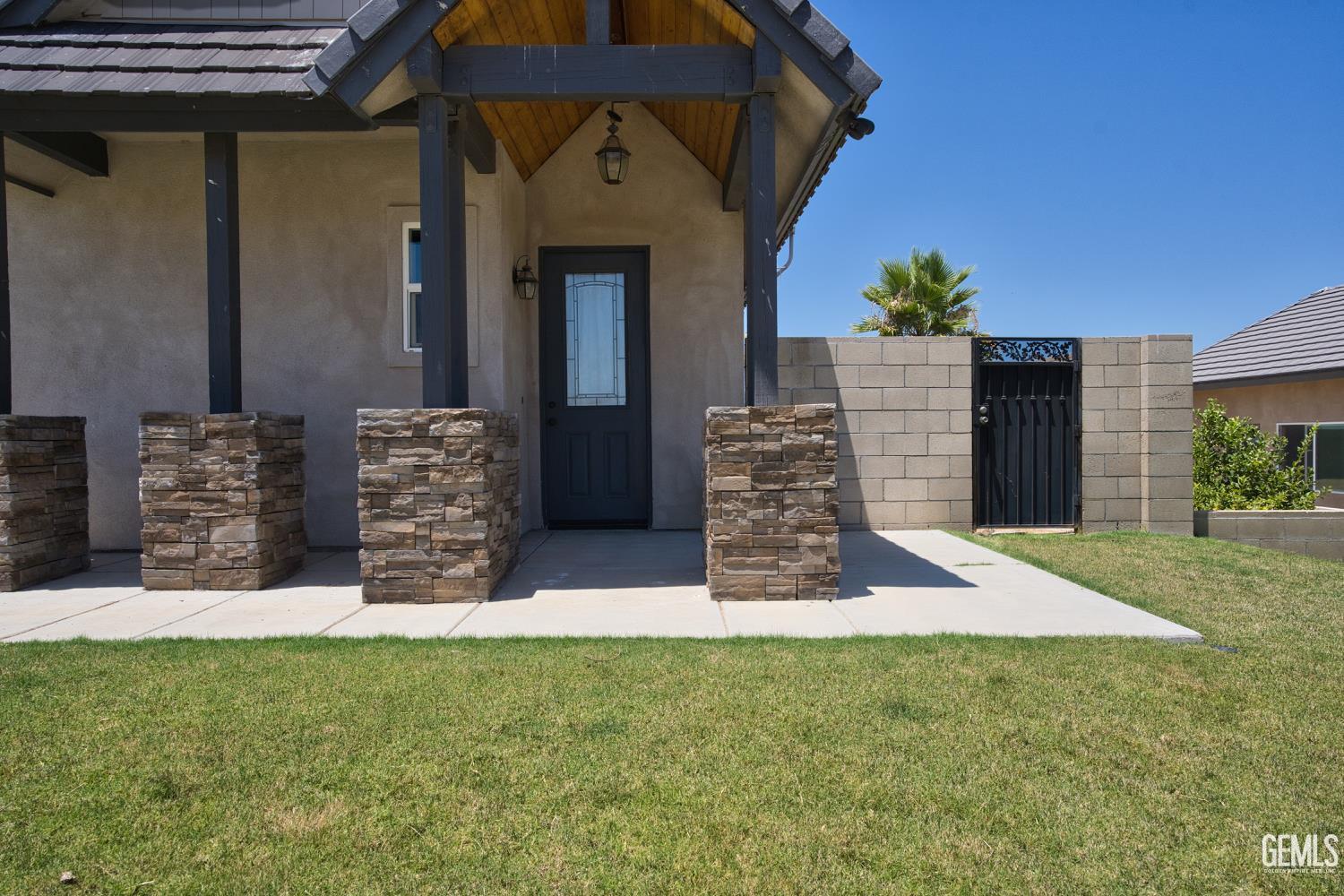 393 Famoso Hills Drive — photo 33