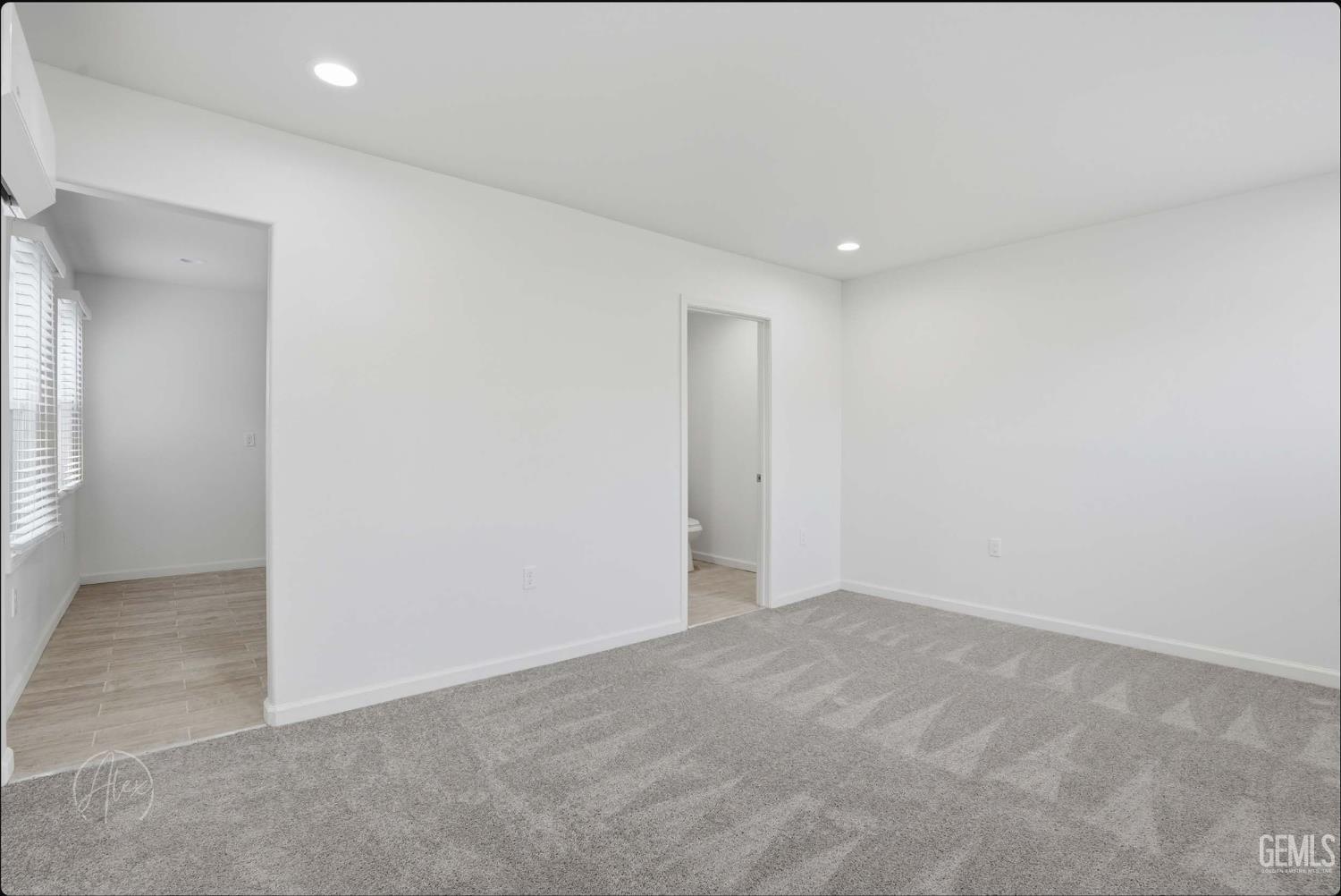 407 Wasington Avenue — photo 3