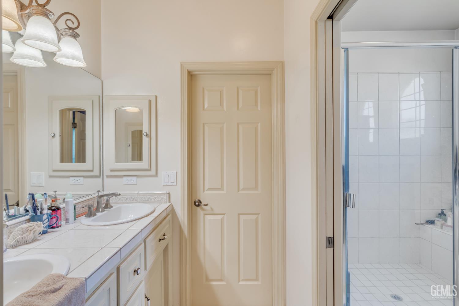 11315 Queensbury Drive — photo 57
