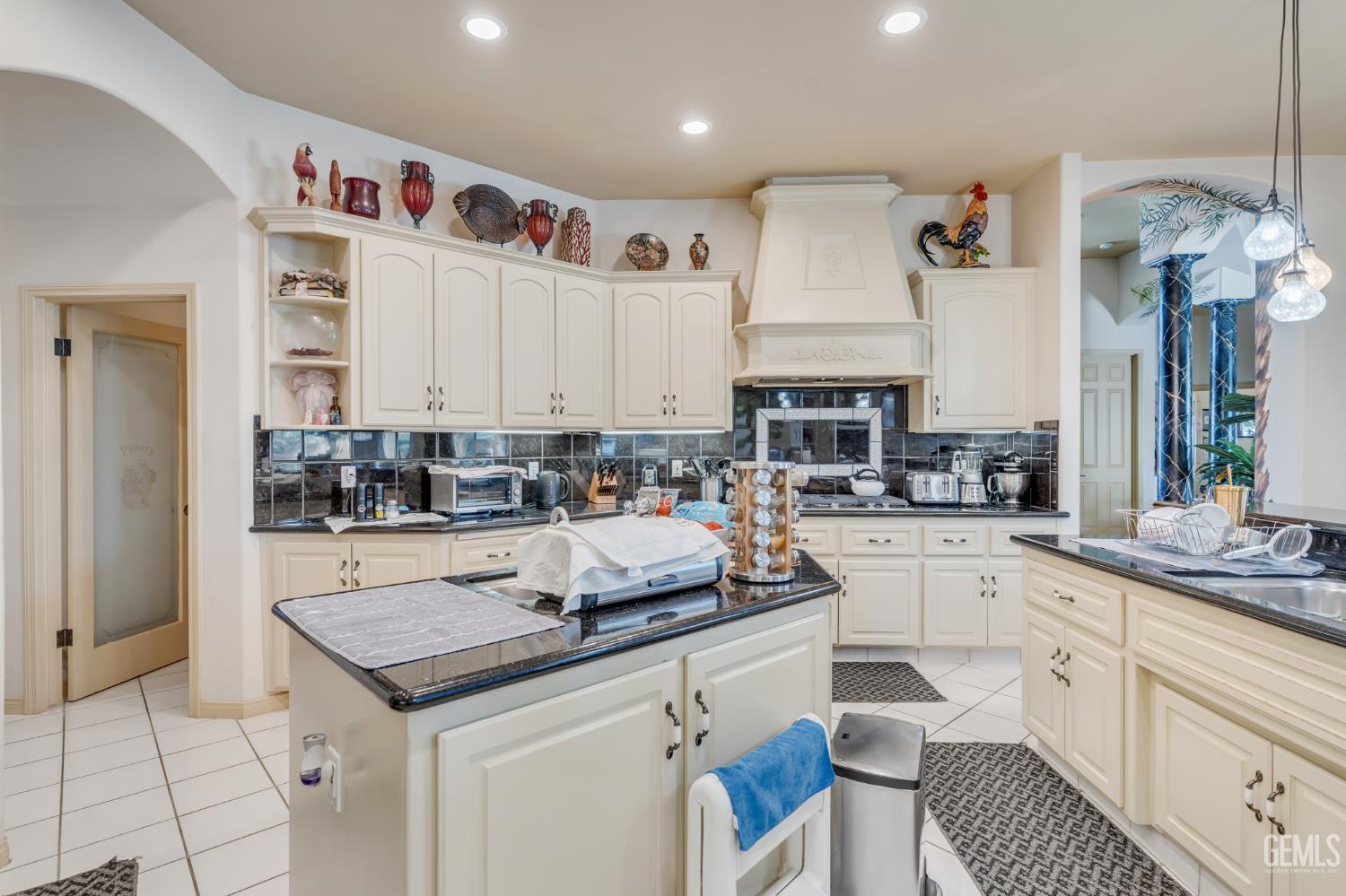 11315 Queensbury Drive — photo 27