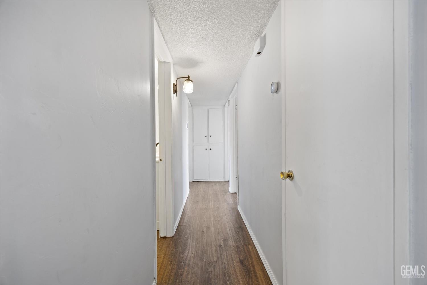 6712 Cedarcrest Avenue — photo 21