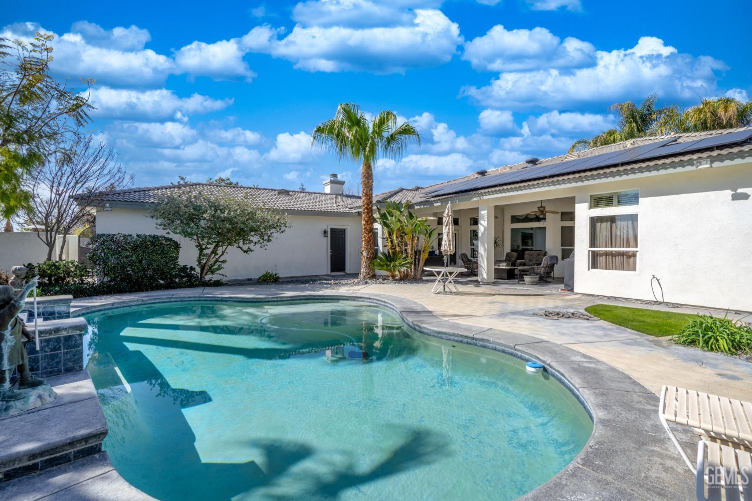 11315 Queensbury Drive — photo 2