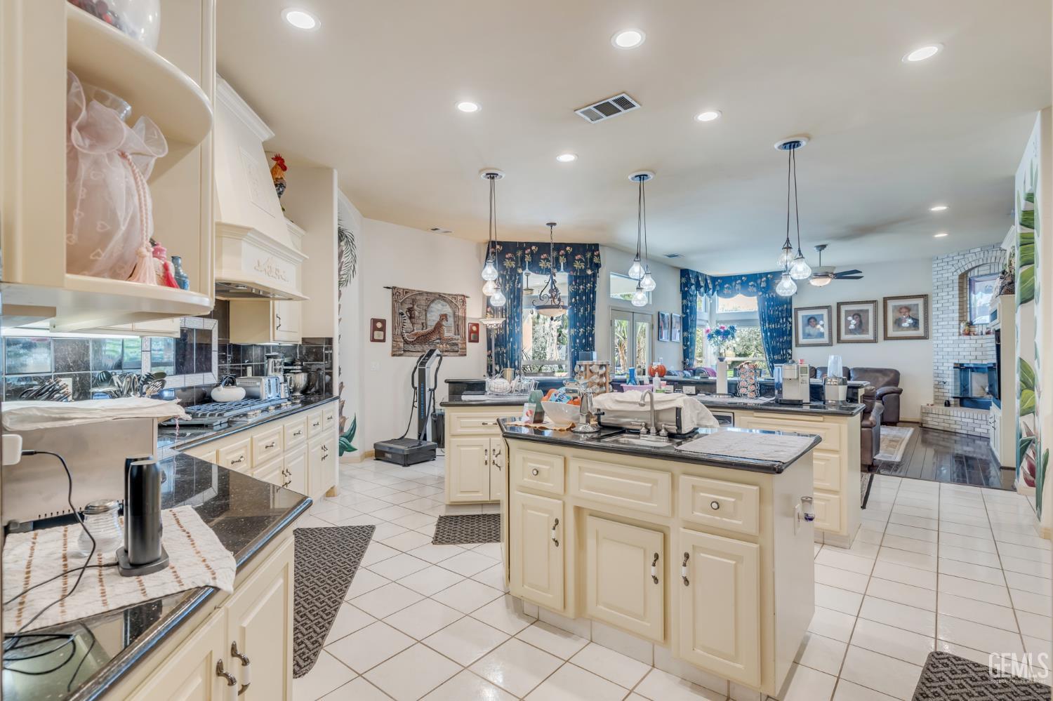 11315 Queensbury Drive — photo 25