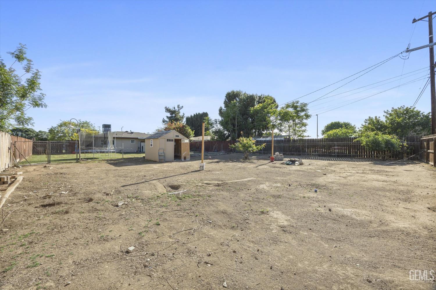 6712 Cedarcrest Avenue — photo 38