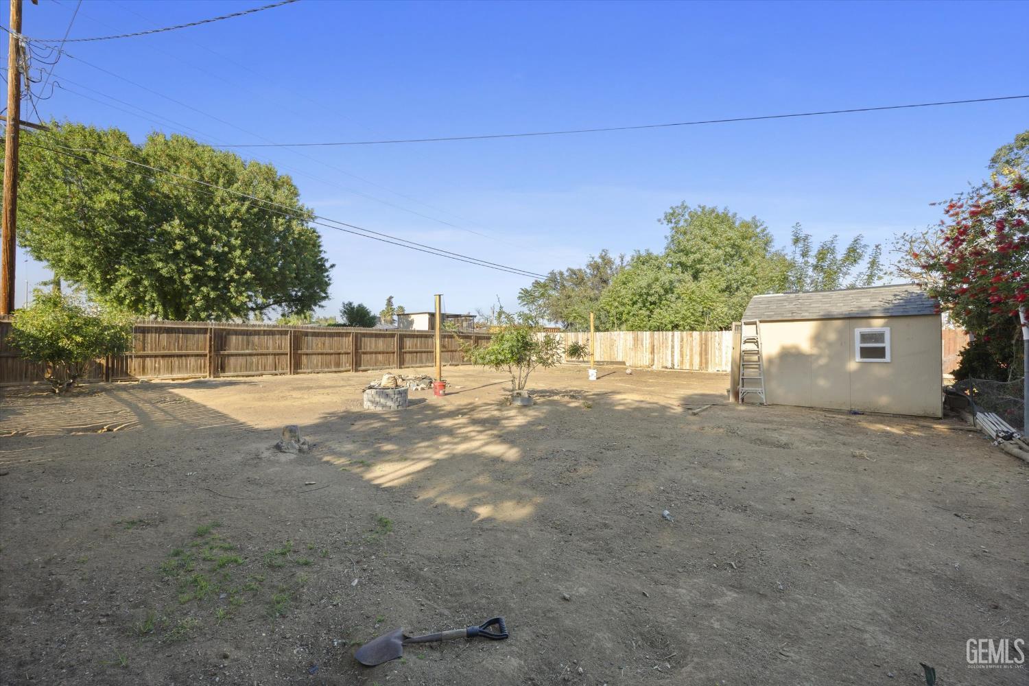 6712 Cedarcrest Avenue — photo 36
