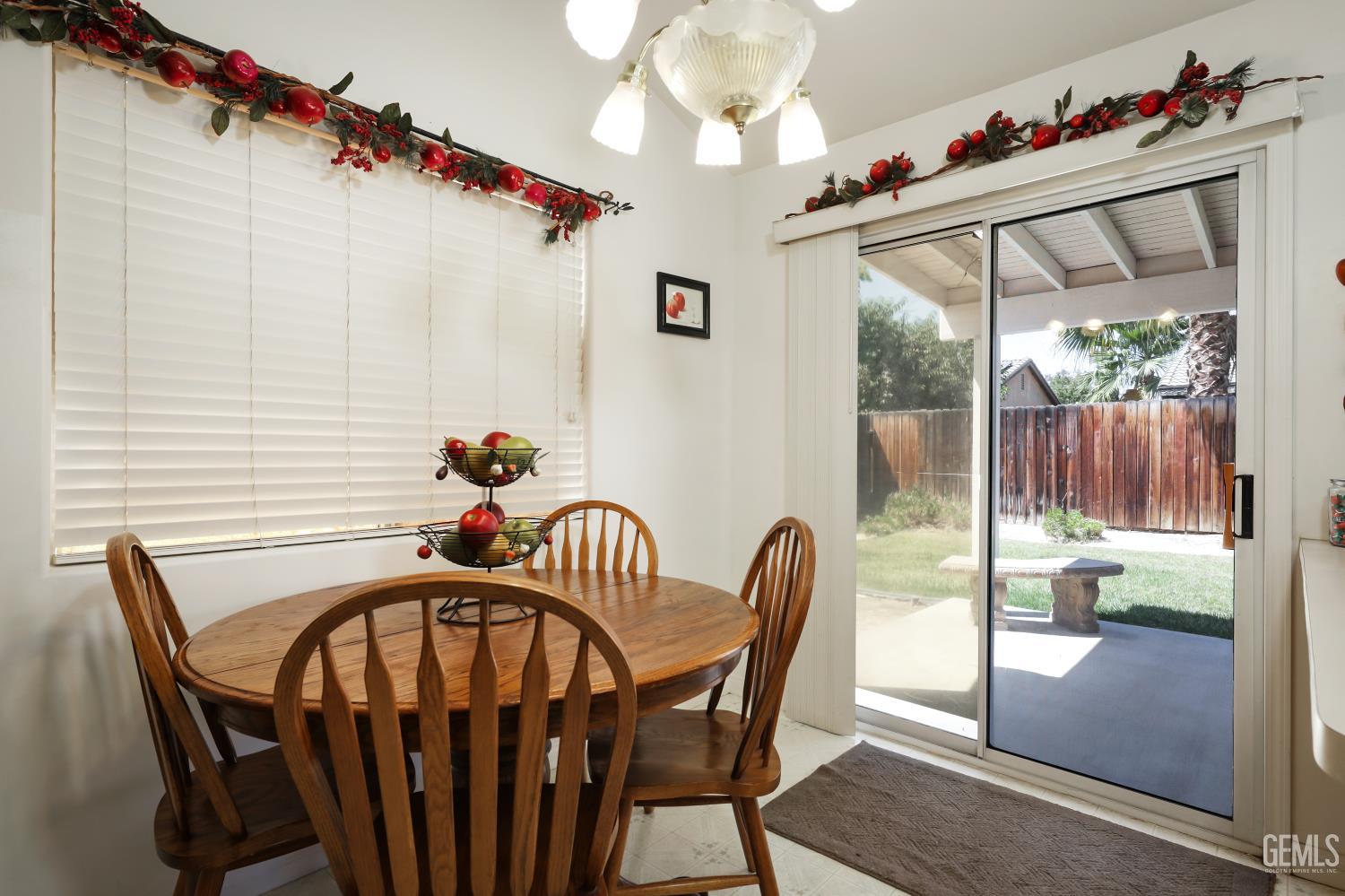 5504 San Mateo Drive — photo 13