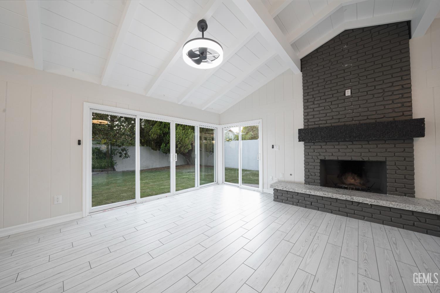 3946 Claremont Drive — photo 44