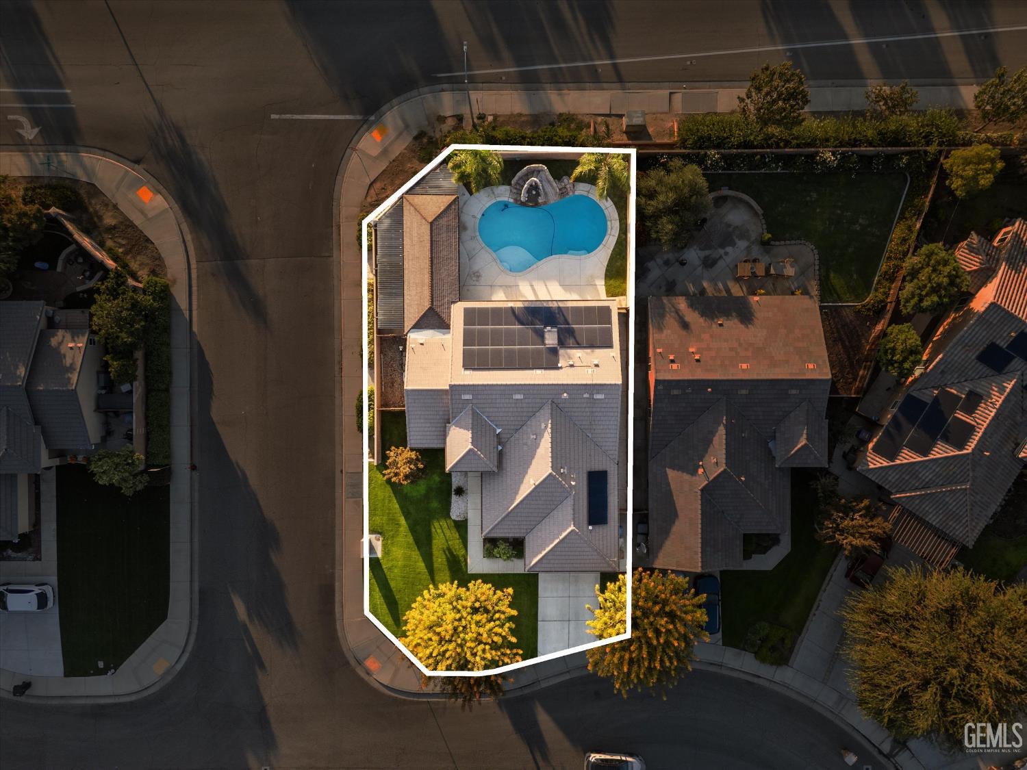 6911 Catalina Creek Way — photo 62