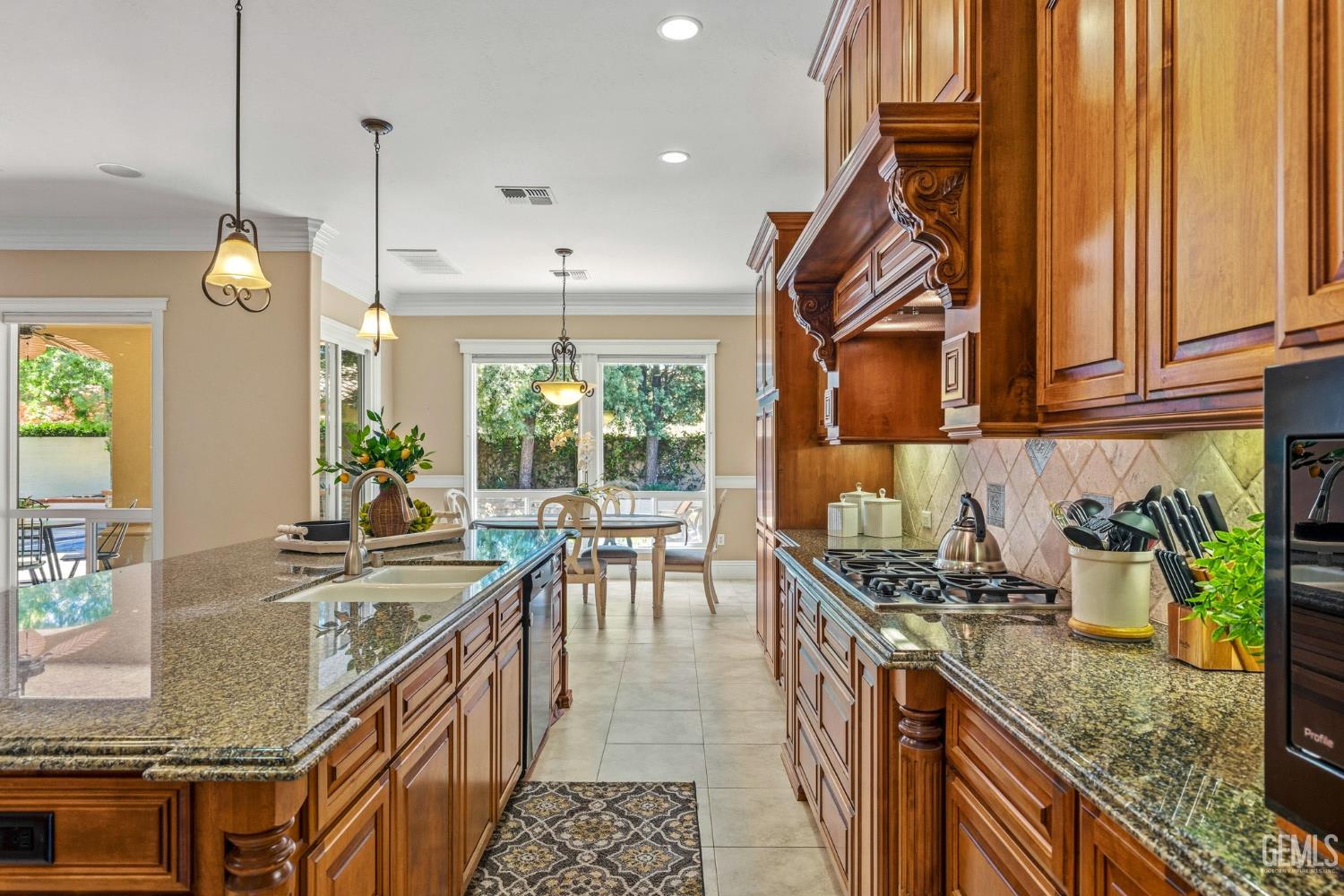 2902 Ragland Court — photo 15