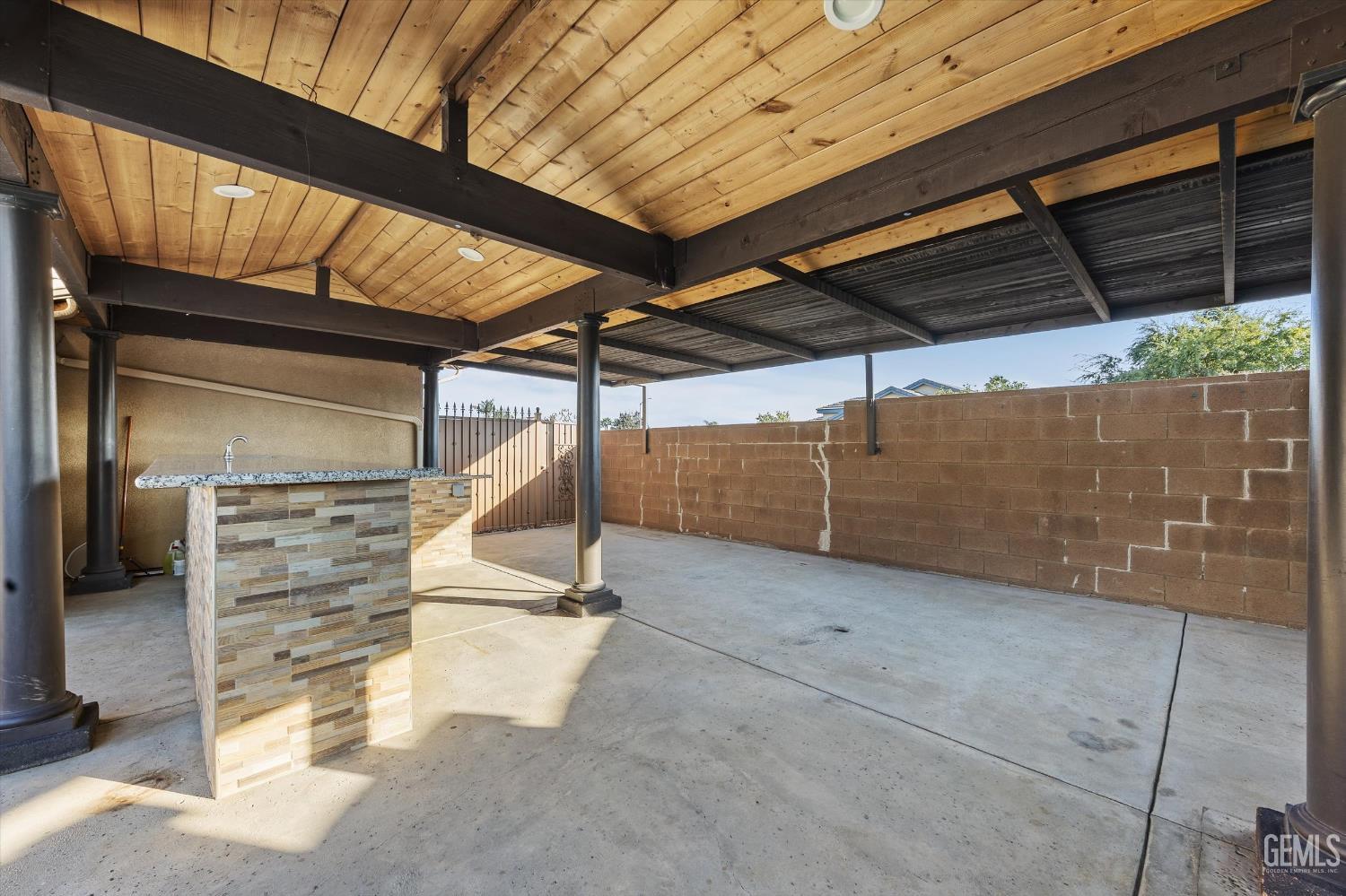 6911 Catalina Creek Way — photo 52