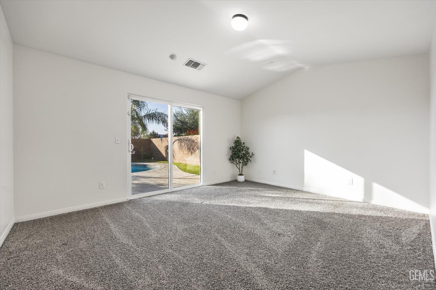 6911 Catalina Creek Way — photo 31