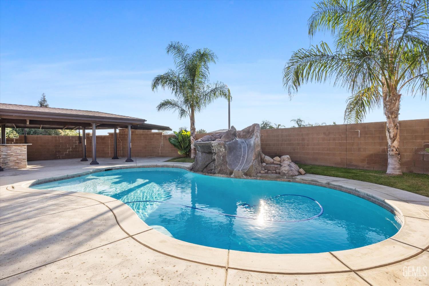 6911 Catalina Creek Way — photo 56
