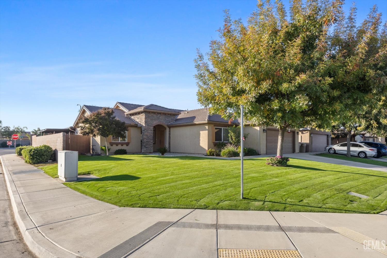 6911 Catalina Creek Way — photo 9