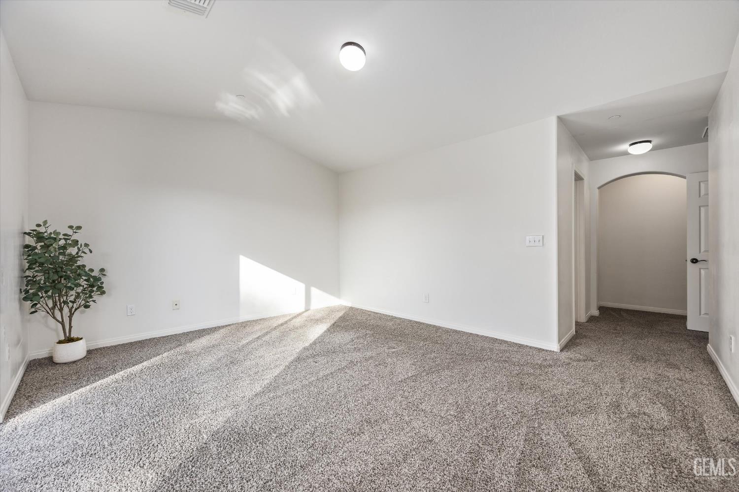6911 Catalina Creek Way — photo 32