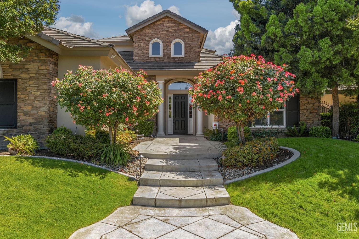 2902 Ragland Court — photo 3