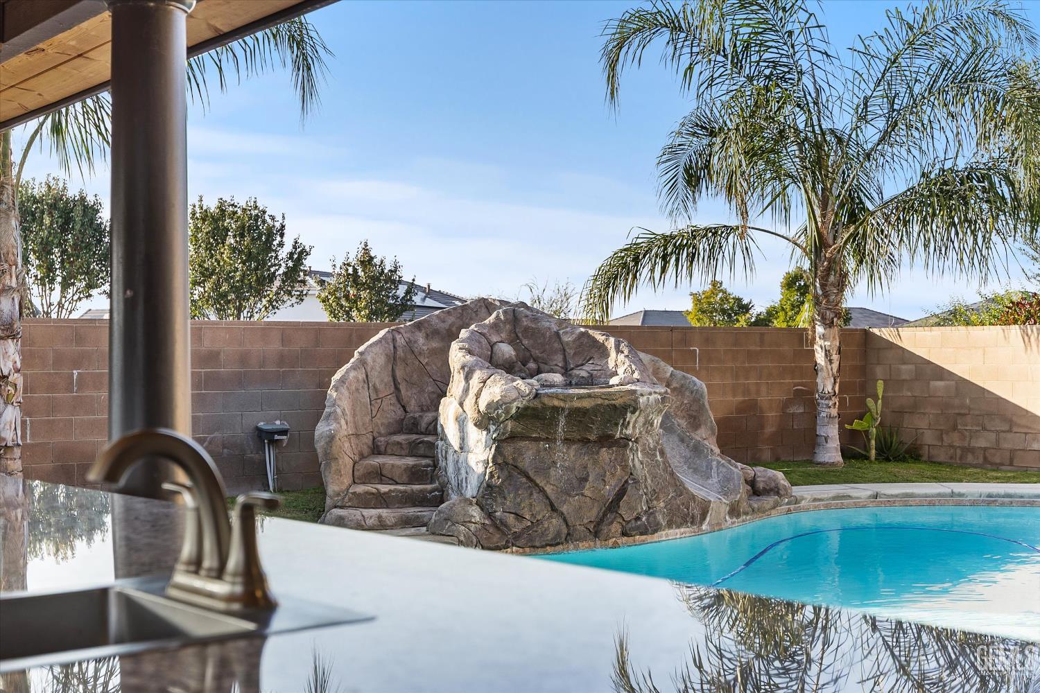 6911 Catalina Creek Way — photo 51