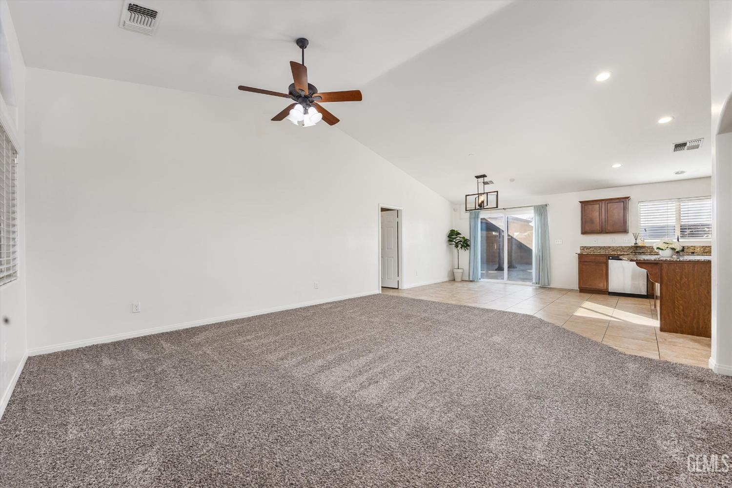 6911 Catalina Creek Way — photo 15