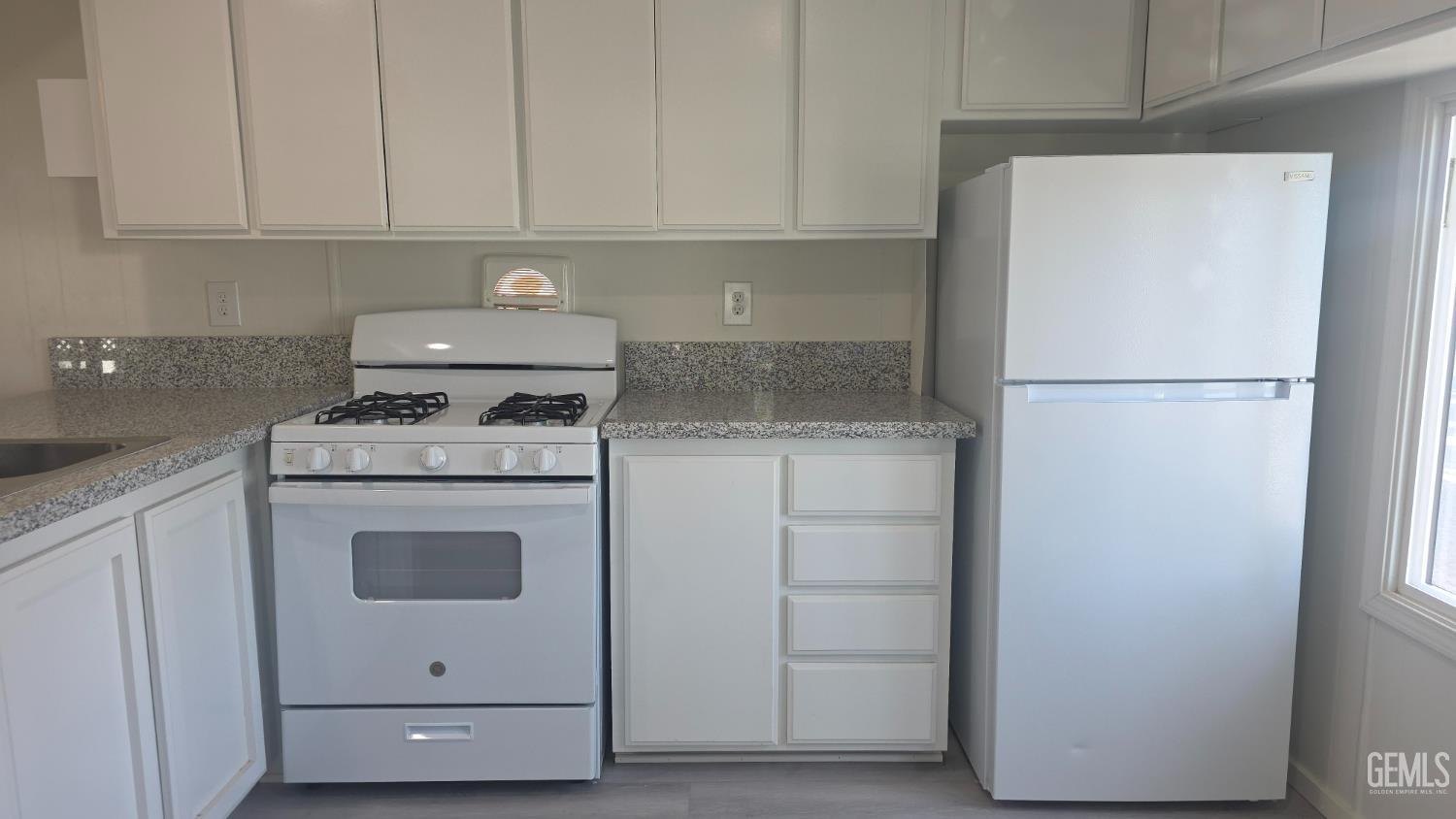 2500 Jewetta Avenue — photo 3