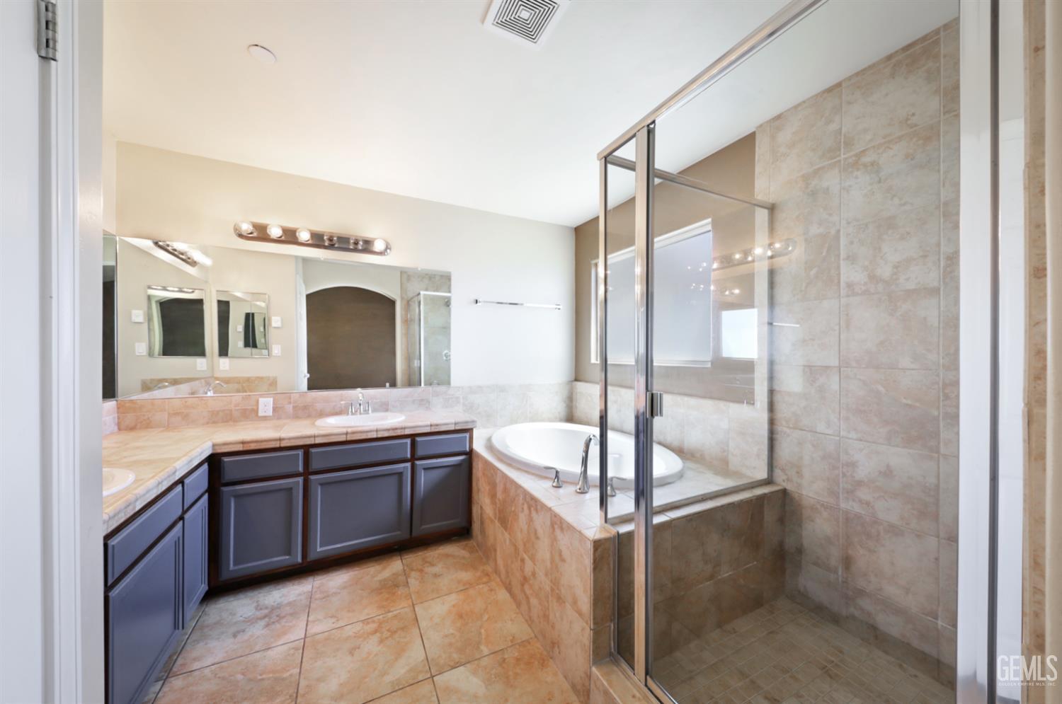 10825 Coronado Pointe Drive — photo 15