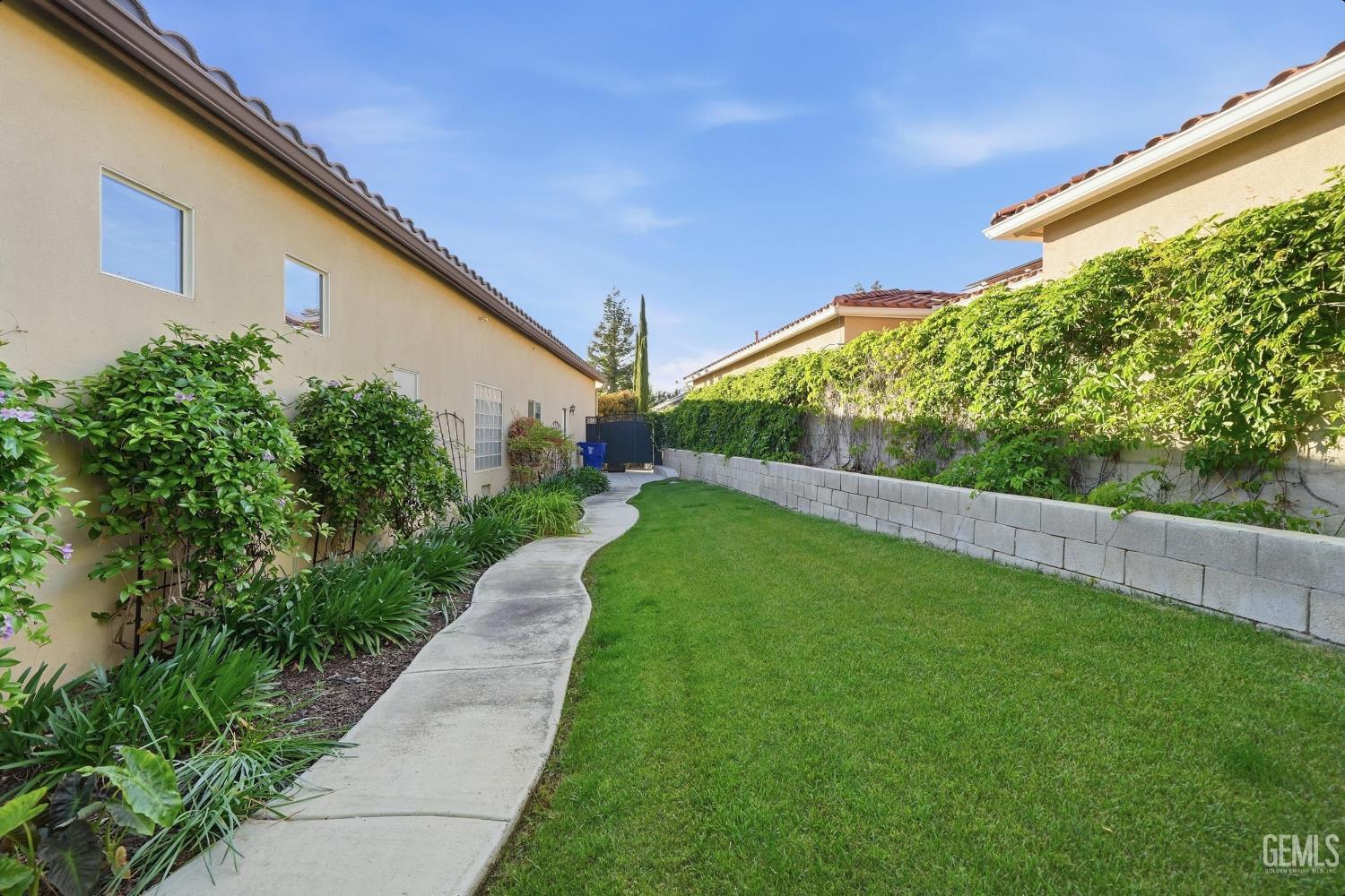 14923 Colonia De Las Rosas — photo 29