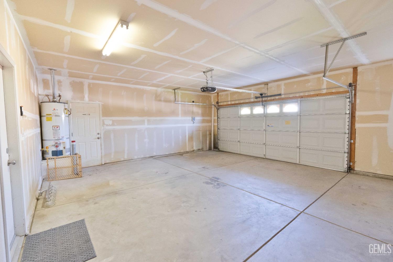 207 Riesling Vines Street — photo 25