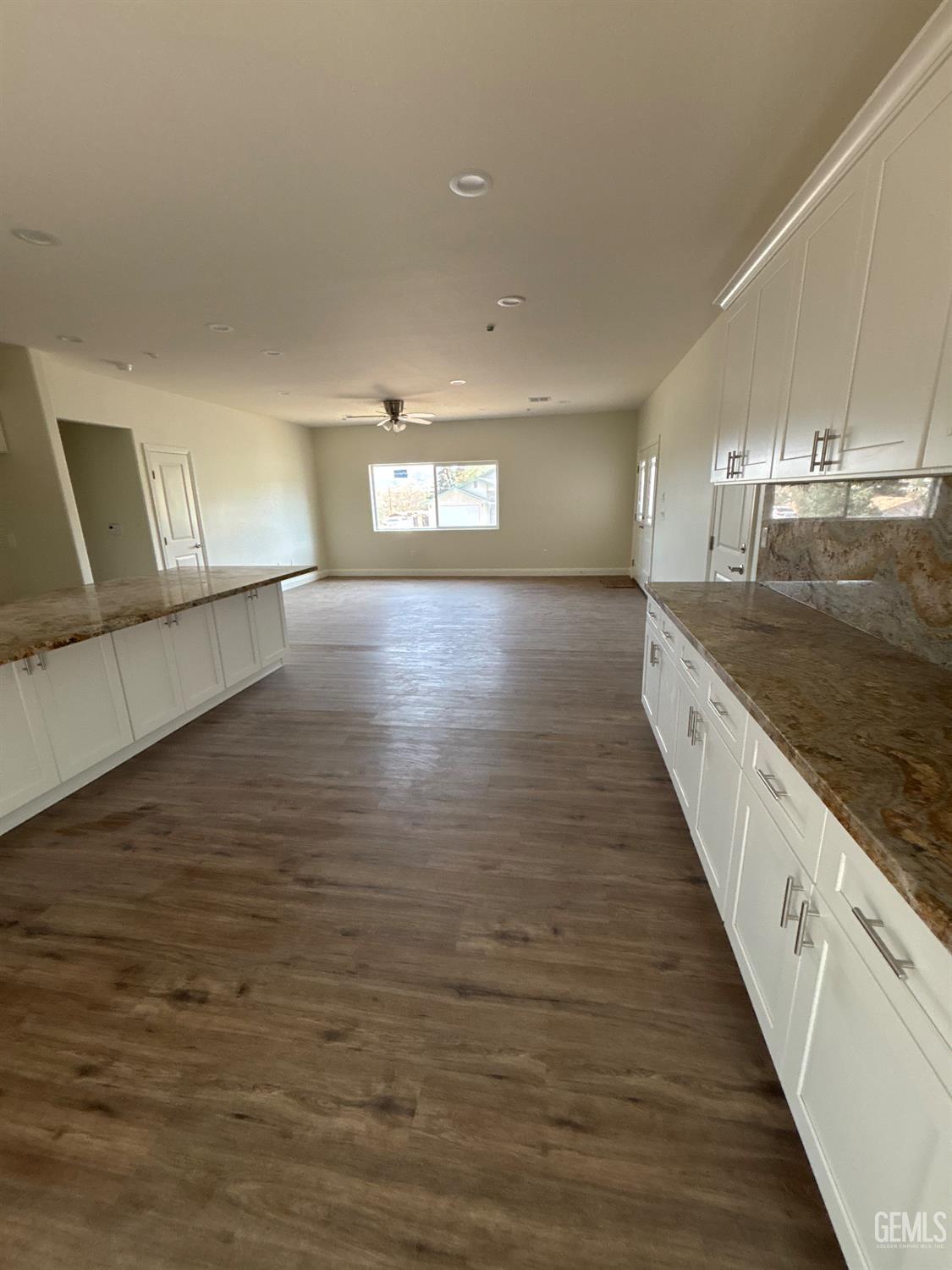 22381 Vaquero Drive — photo 10