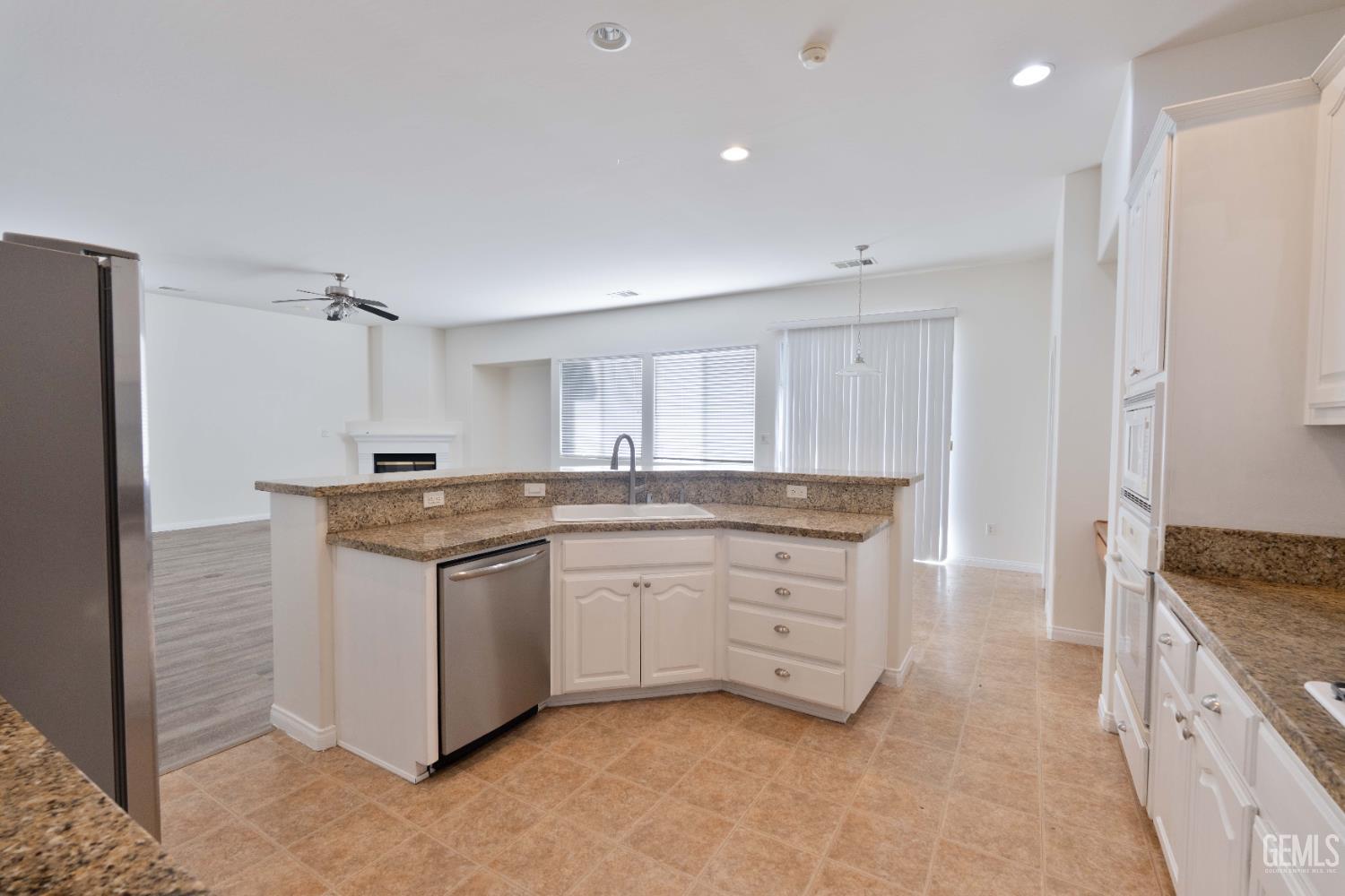 207 Riesling Vines Street — photo 11
