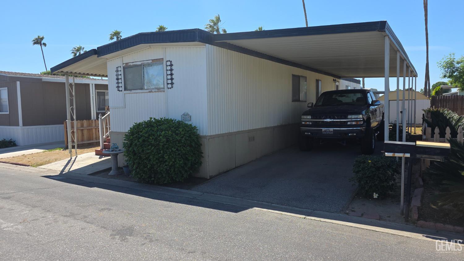 287 Florence Lane — photo 3