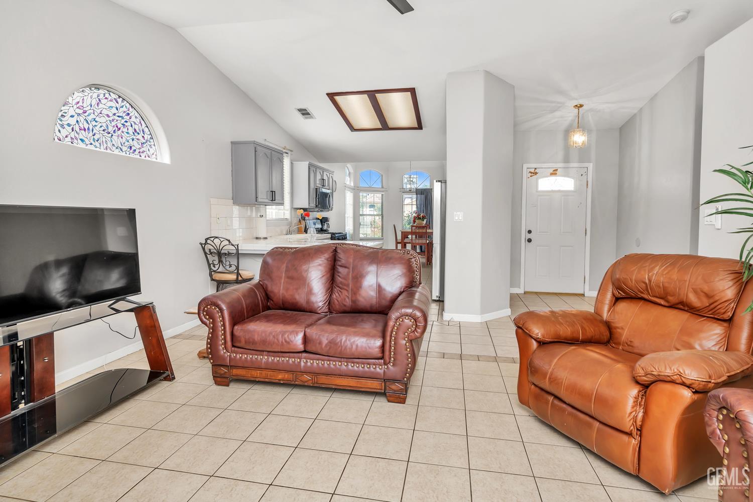 8519 Hoodsport Avenue — photo 7