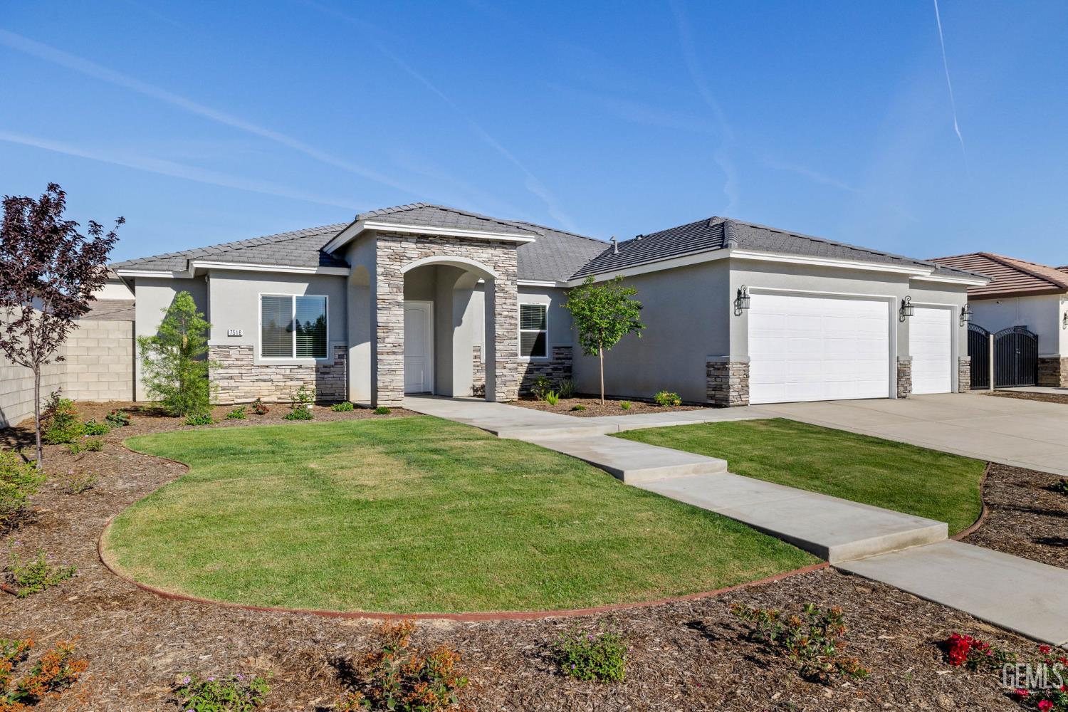 7516 Ruthburg Way — photo 5