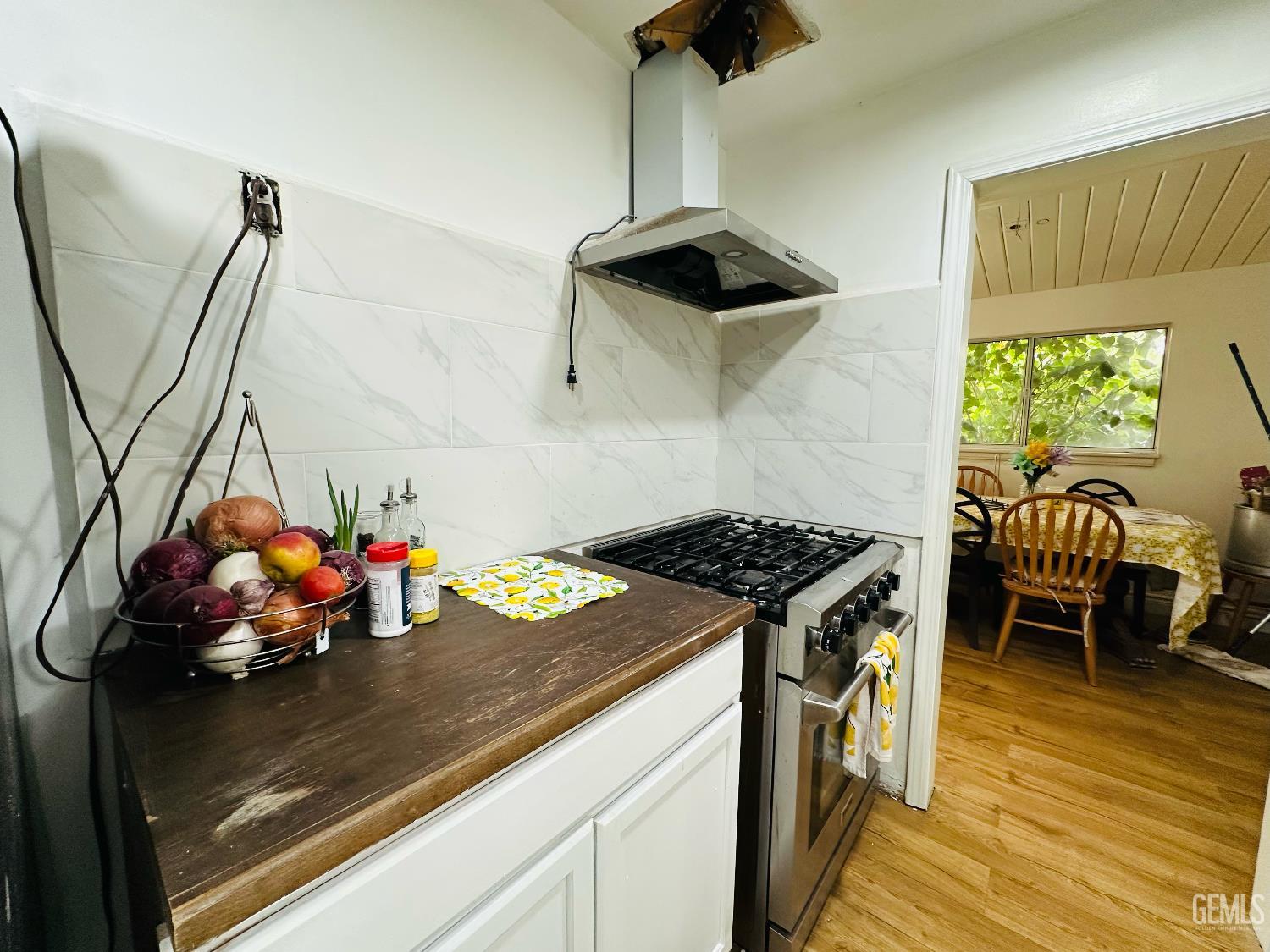 925 Radcliffe Avenue — photo 7