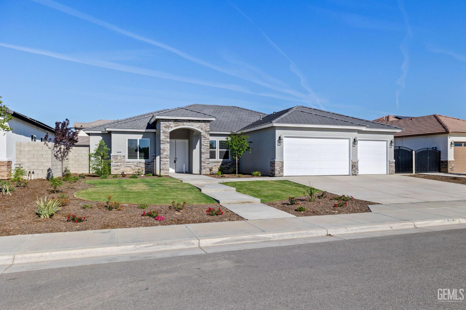 7516 Ruthburg Way — photo 4