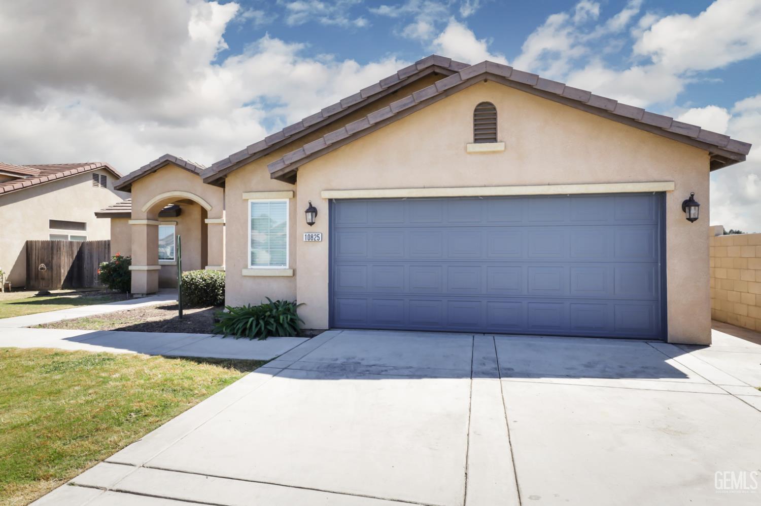 10825 Coronado Pointe Drive — photo 4