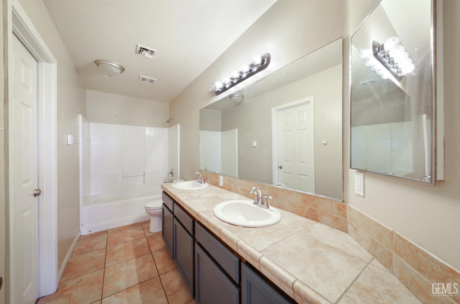 10825 Coronado Pointe Drive — photo 21
