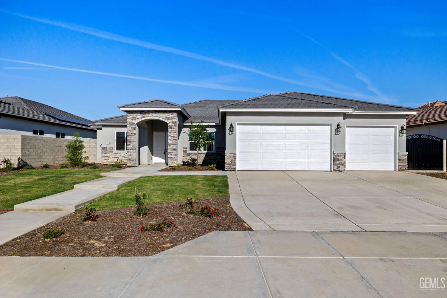 7516 Ruthburg Way — photo 5