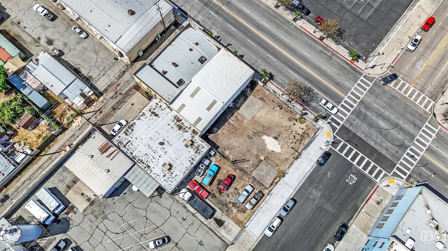 717 Baker Street — photo 5