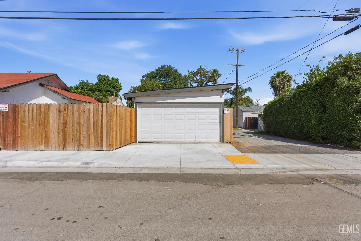 201 Lincoln Street, Bakersfield, CA 93305 — photo 42