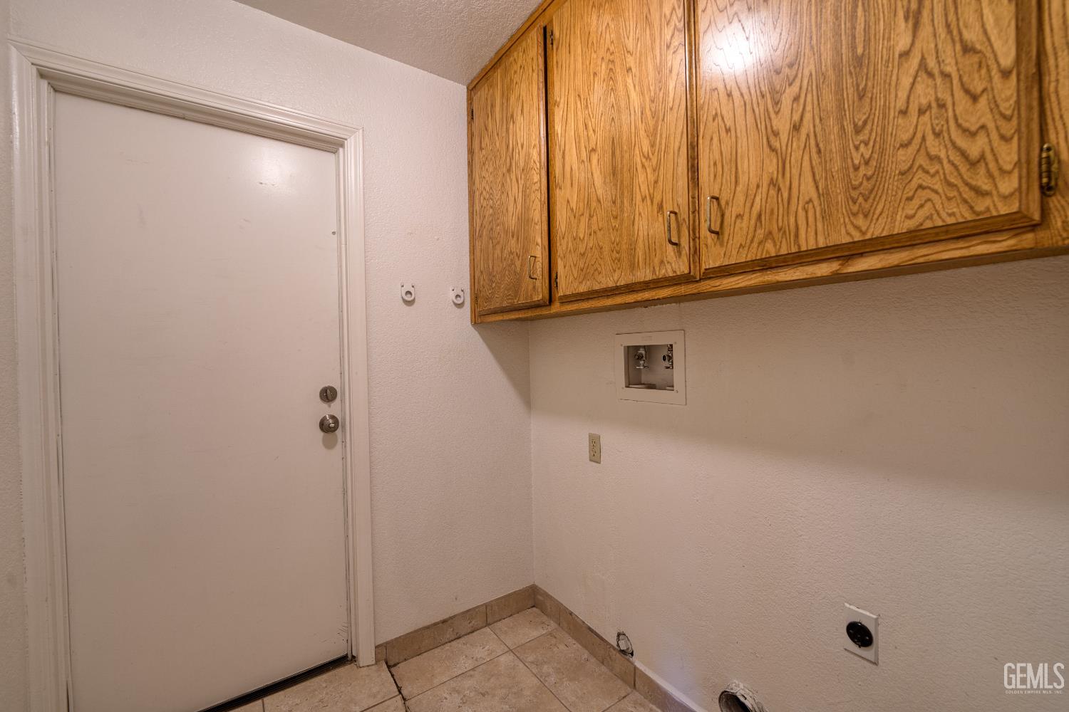 9000 Crowningshield Drive — photo 11