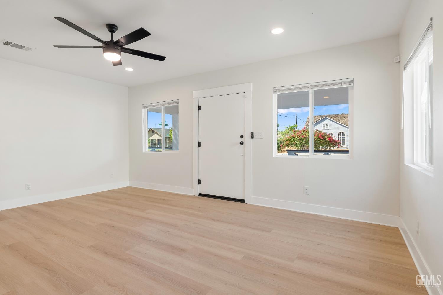 201 Lincoln Street, Bakersfield, CA 93305 — photo 13