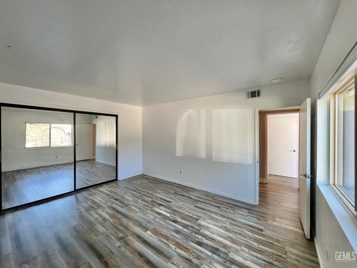 27030 Oakflat Drive — photo 9