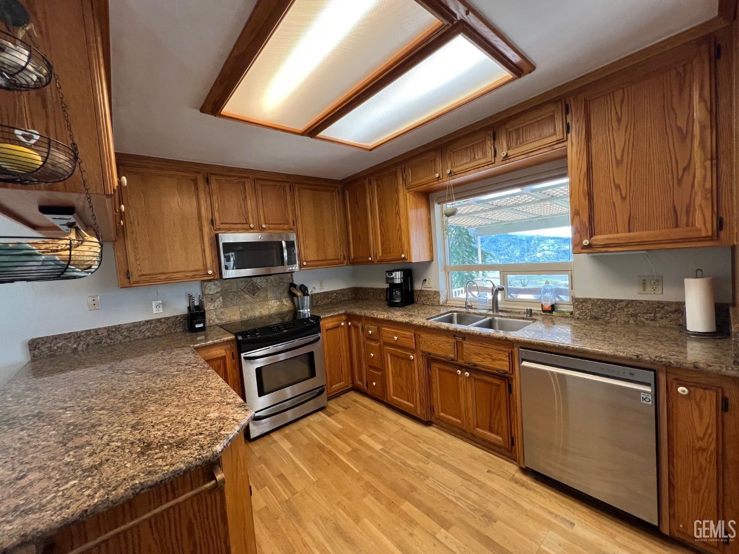 27030 Oakflat Drive — photo 17