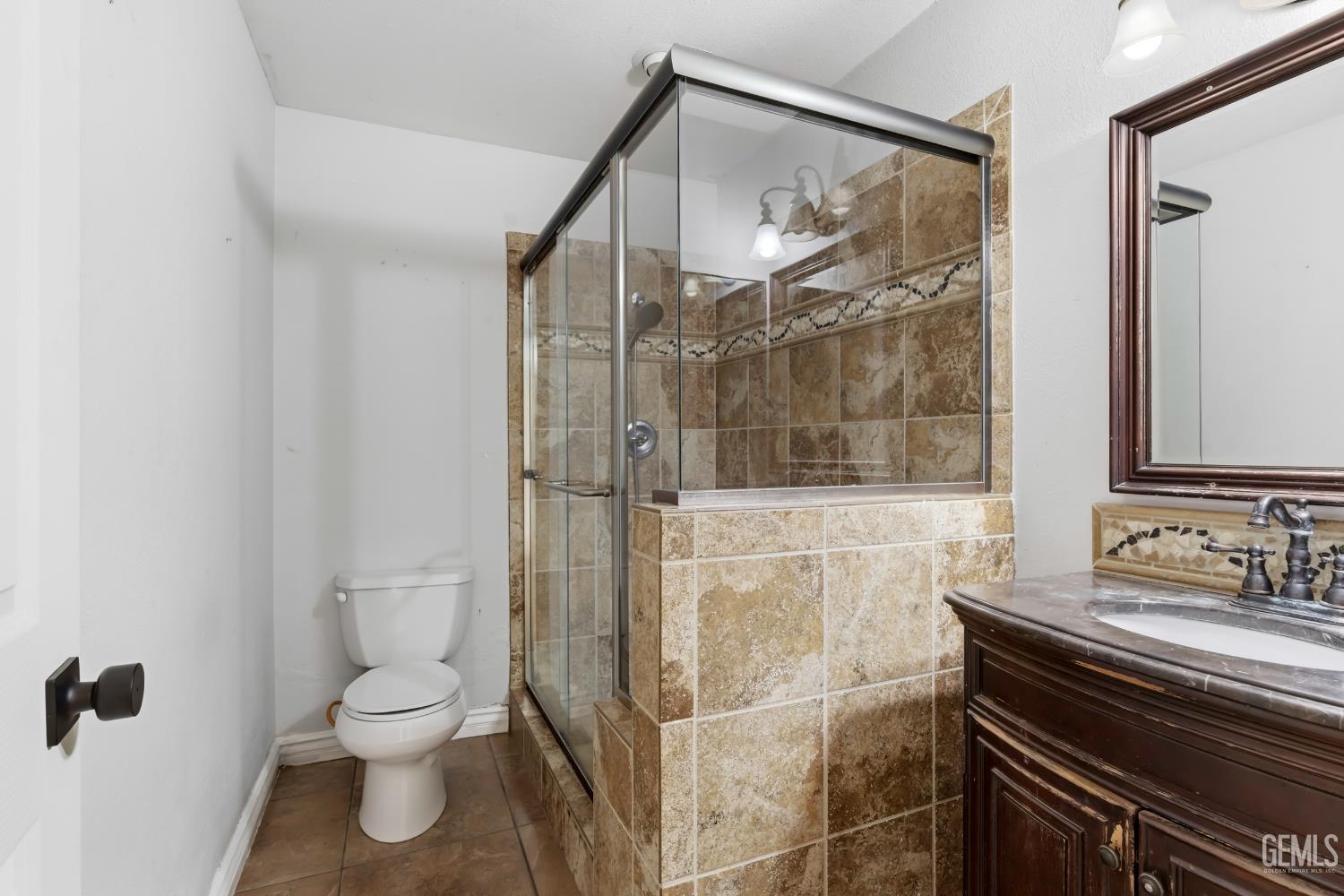 505 Bridle Avenue, Bakersfield, CA 93307 — photo 19
