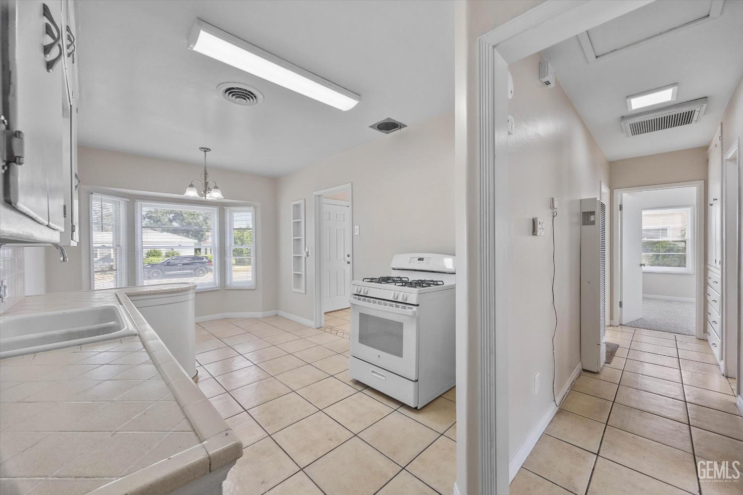604 Arvin Street — photo 13