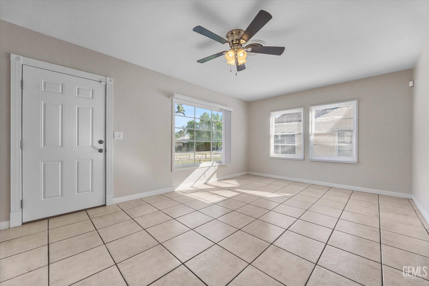 604 Arvin Street — photo 4