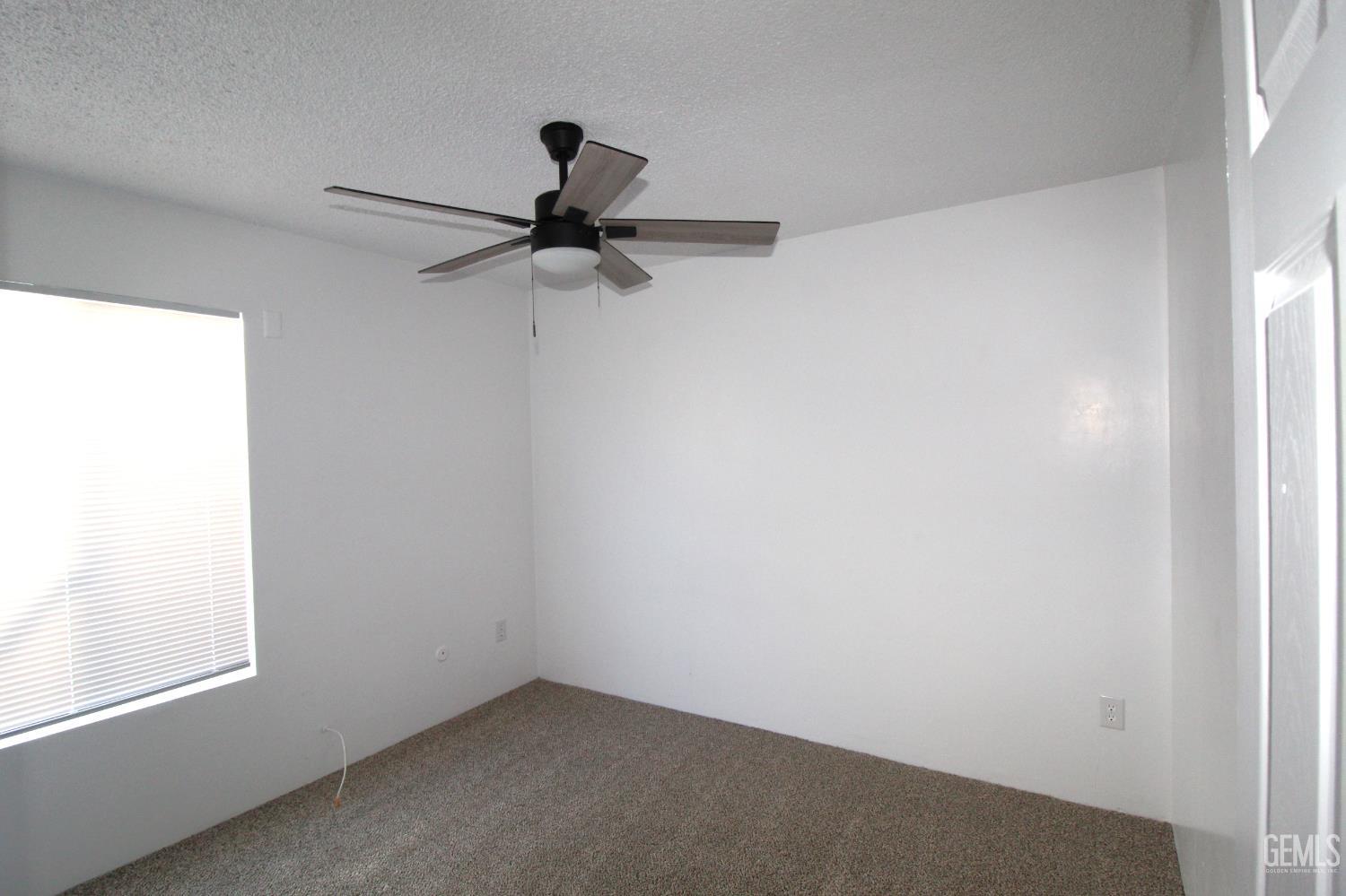 220 Galaxy — photo 15